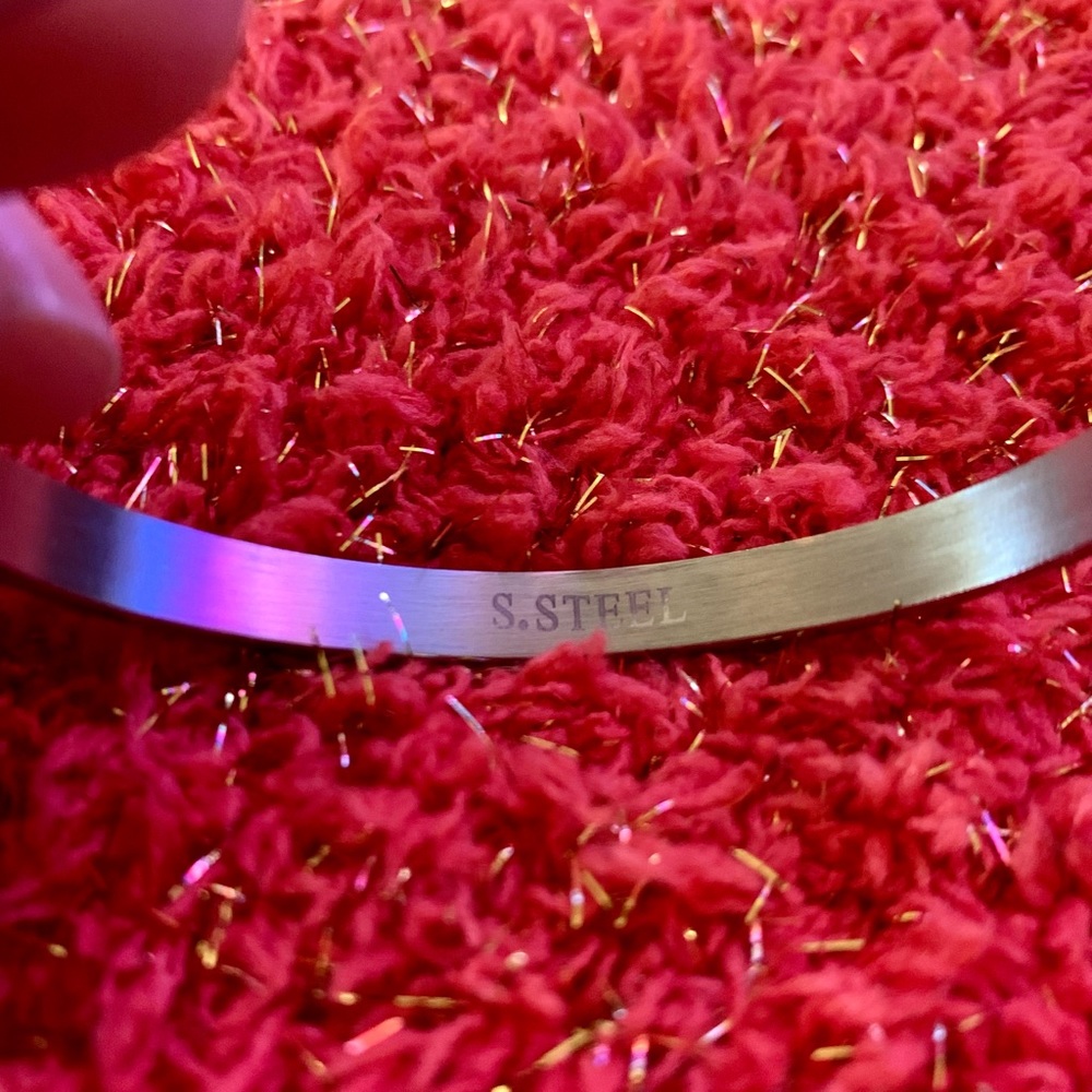 Multi- Color Bangle Bracelet - Picture 3 of 3
